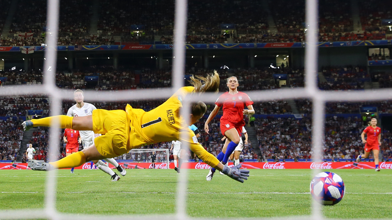 Illustration for article titled Please Enjoy These Photos of the US Women's Soccer Team Sipping Tea, Butchering England